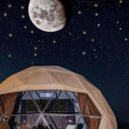 Star Magic Camp Hotel Wadi Rum Bagian luar foto