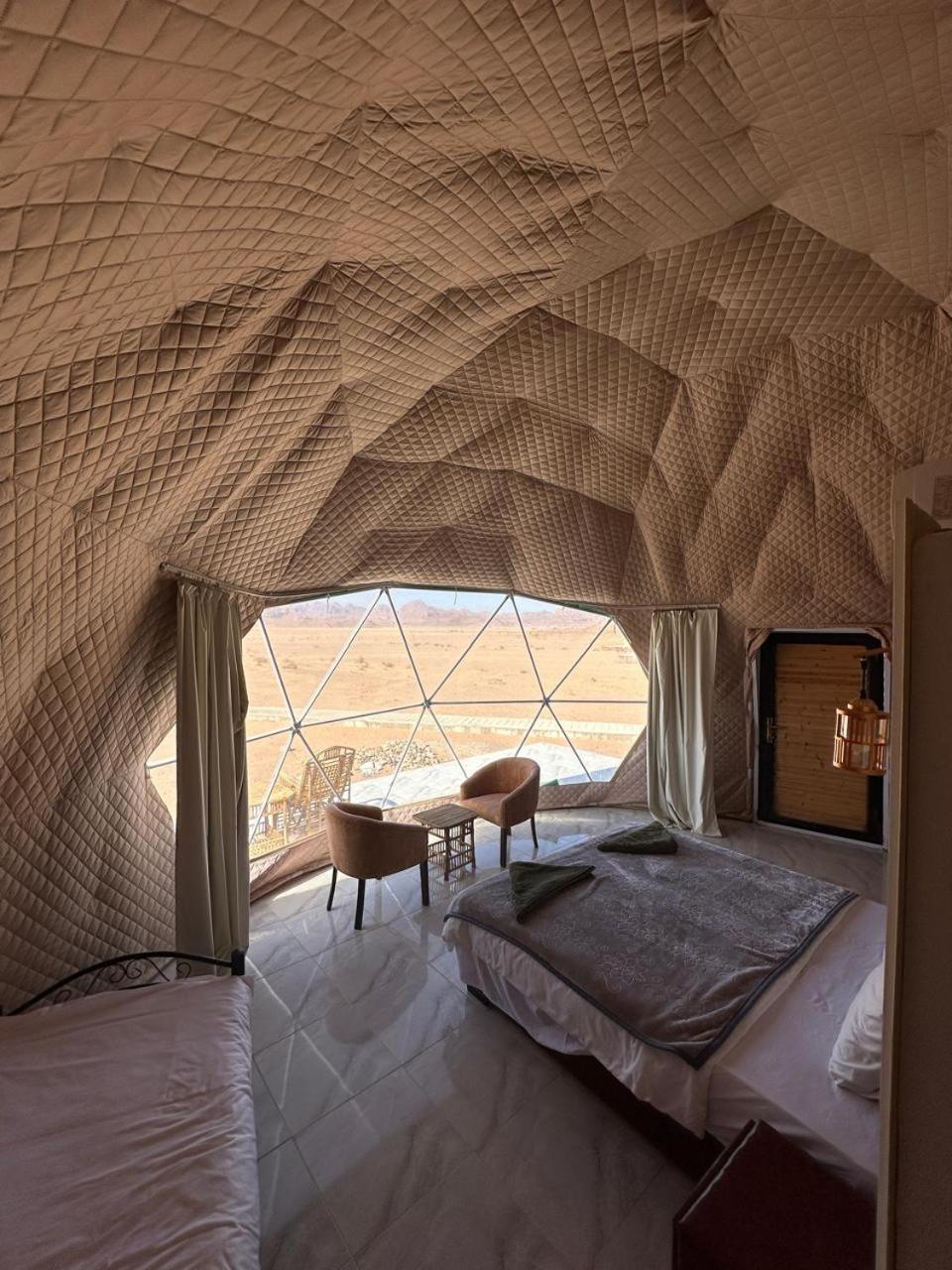 Star Magic Camp Hotel Wadi Rum Bagian luar foto